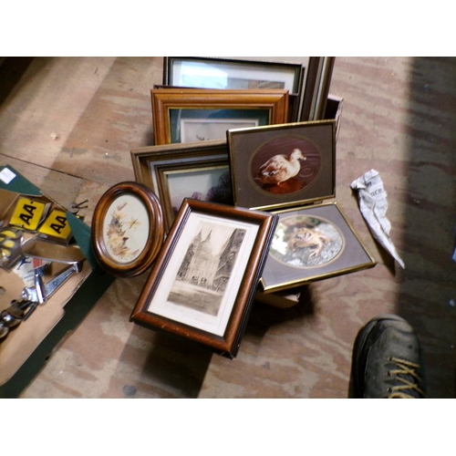 262 - BOX OF FRAMED PICTURES AND PRINTS