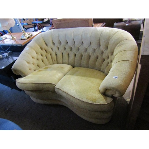 739 - BUTTON BACKED SETTEE