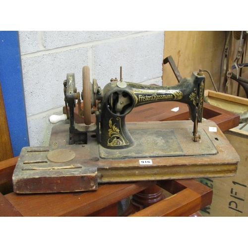 916 - VINTAGE SEWING MACHINE