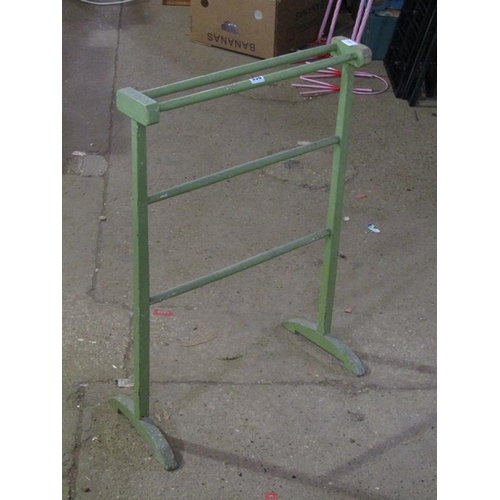 938 - PAINTED TOWEL RAIL