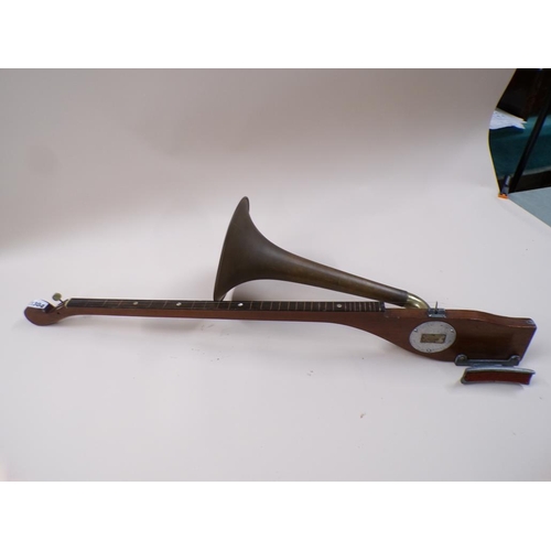 1304 - STROVIOLS FIDDLE, 86CM L