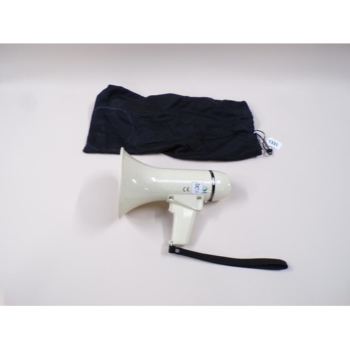 1331 - MEGAPHONE, 26CM H