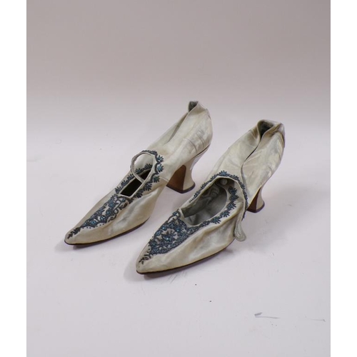 1358 - PAIR OF LADIES SILK SHOES WITH BEADED AND JEWELLED EMBROIDERY, 22CM L