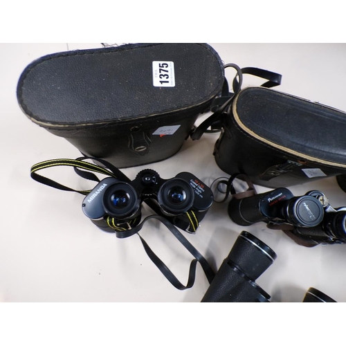 1375 - FOUR PAIRS OF BINOCULARS (THREE CASED) - LARGEST CASED 20CM H