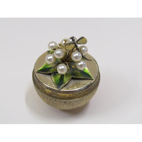 1481 - STUART DEVLIN SILVER GILT SURPRISE EGG, HIDDEN SURPRISE OF FLORAL PEARLS AND DRAGONFLY, DATED 1984