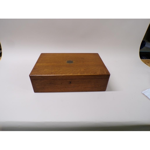 1323A - WOODEN CUTLERY BOX