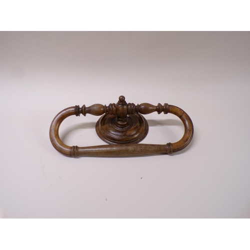 1367A - 19c VICTORIAN TOWEL RAIL - 35cms W