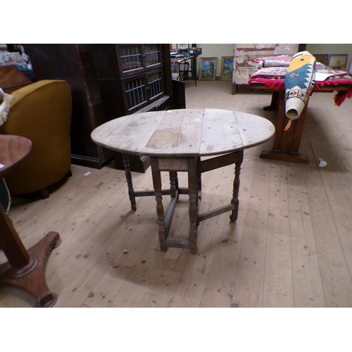 1997 - 1930s OAK GATELEG TABLE