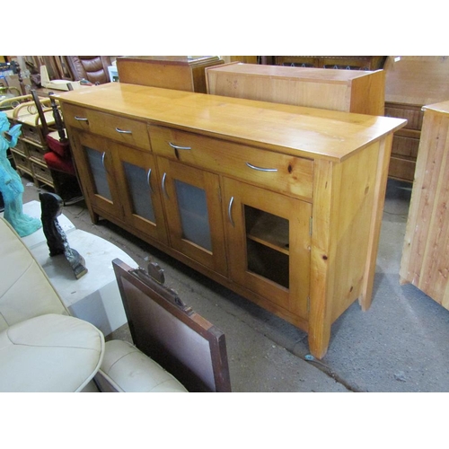 530 - LARGE SIDEBOARD