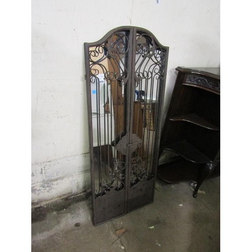 622 - CAST IRON GATED GARDEN MIRROR