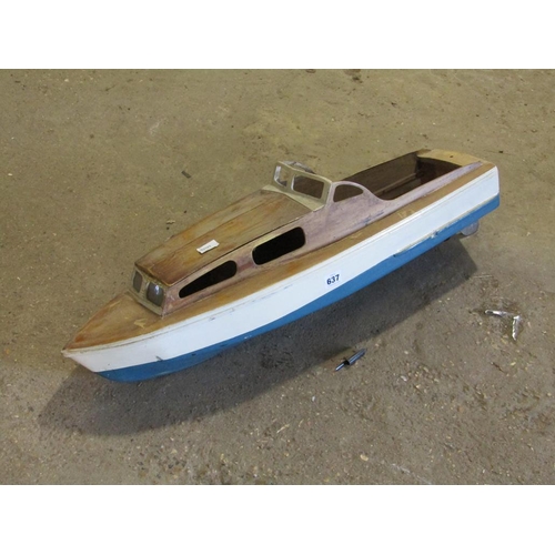 637 - MODEL BOAT