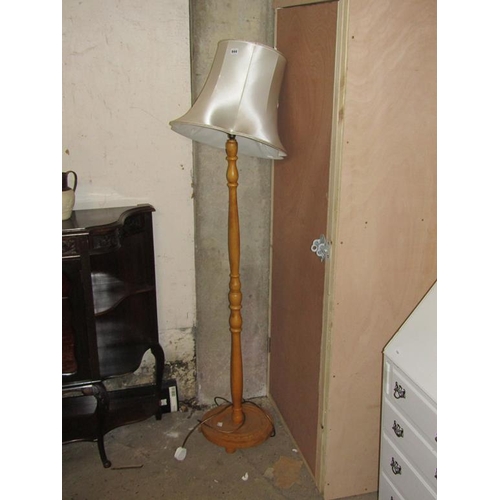 644 - STANDARD LAMP