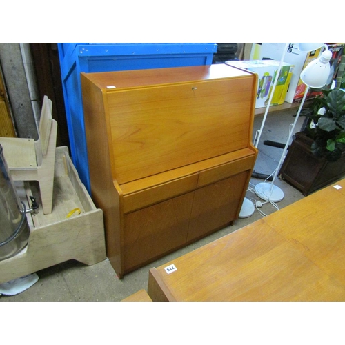 711 - TEAK BUREAU