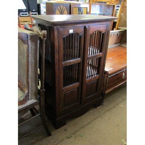 725 - MAHOGANY CUPBOARD