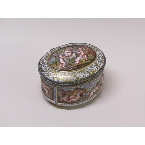 190 - A Capodimonte porcelain casket moulded in relief and painted with cherubs, 14cm w.