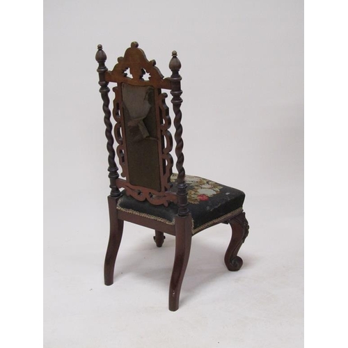 314 - A Victorian walnut upholstered prie dieu chair with a carved walnut frame, 92cm h.