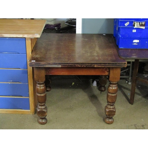 660 - OAK DRAWERLEAF TABLE