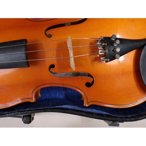 1392 - VIOLIN AND CASE - 57cms l