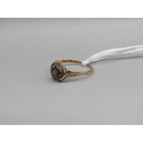 1559 - 9ct GOLD AMETHYST SET RING SIZE P