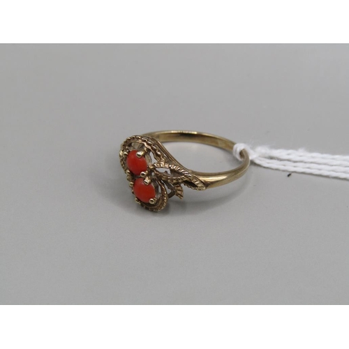 1574 - 9ct GOLD CORAL RING SIZE N 1/2