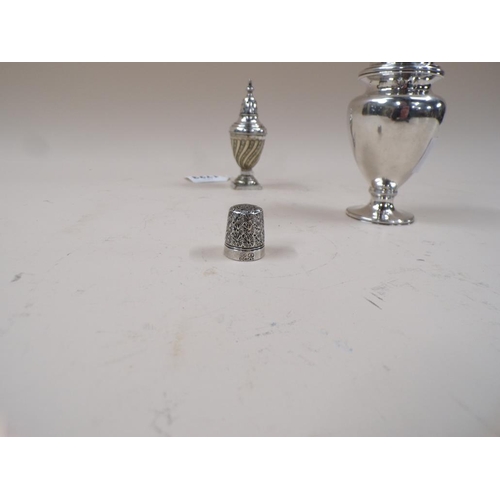 1723 - VICTORIAN SILVER, SILVER THIMBLE AND A WHITE METAL PEPPER