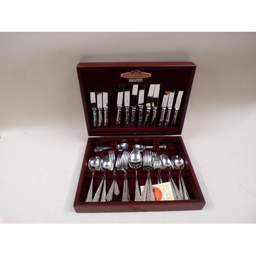 1770 - CANTEEN OF COOPER LUDLAM SILVER PLATED CUTLERY