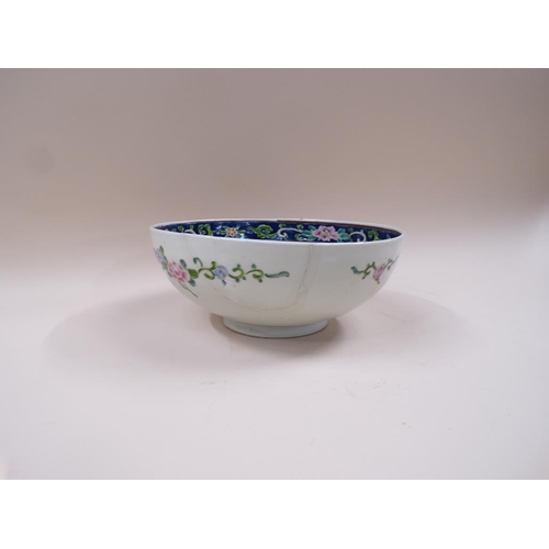 1814 - ORIENTAL PORCELAIN BOWL DECORATED WITH FIGURES, 26CM DIAM