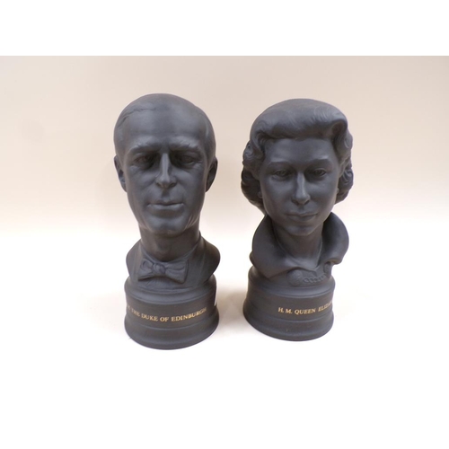 1821 - PAIR OF WEDGWOOD BLACK BASALT BUSTS - QUEEN ELIZABETH II & DUKE OF EDINBURGH, 25CM H