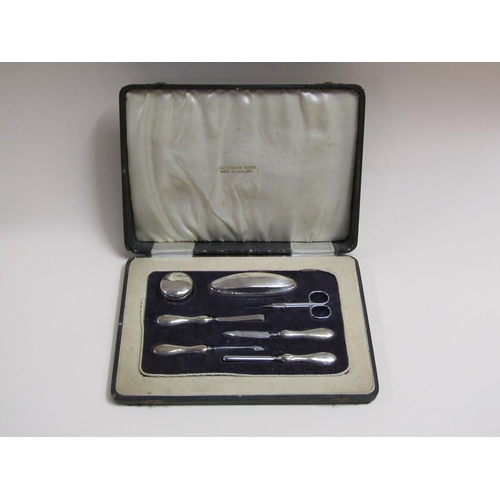 1653 - SILVER MANICURE SET IN BOX