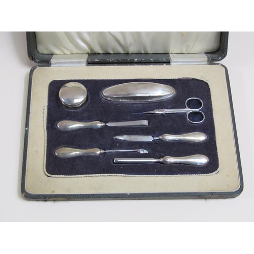 1653 - SILVER MANICURE SET IN BOX