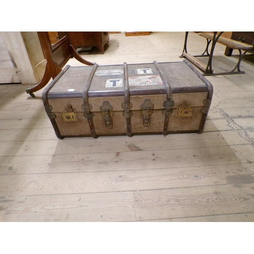 1925 - LATE 19C/EARLY 20C CANVAS TRAVEL TRUNK, 94CM W