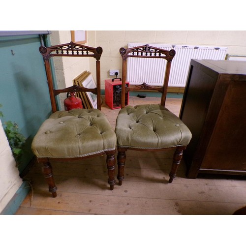 1953 - LATE VICTORIAN BUTTONED UPHOLSTERED FIVE PIECE SUITE COMPRISING ONE SOFA, (175cms W) ONE ARMCHAIR, O... 