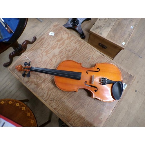 1392 - VIOLIN AND CASE - 57cms l