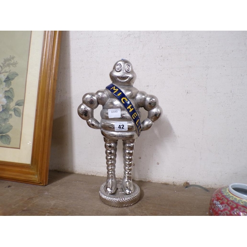 42 - REPRO MICHELIN MAN