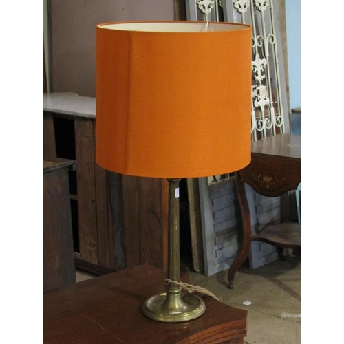 682 - TABLE LAMP