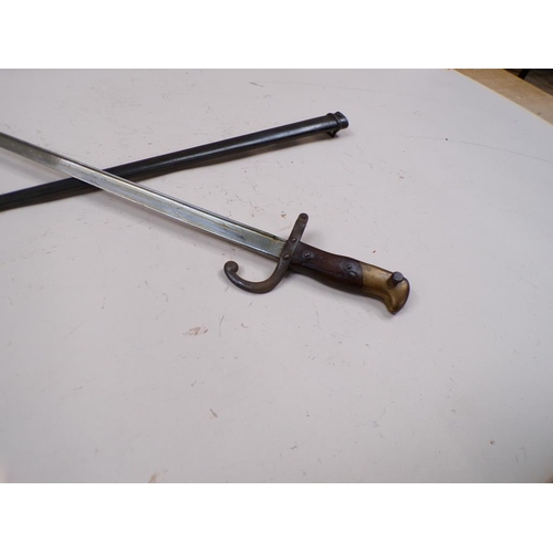 1384 - BAYONET, 66CM L