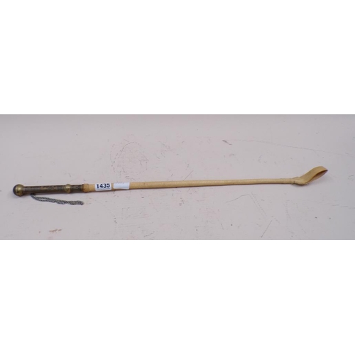 1435 - RIDING CROP WITH DECORATED HANDLE, 65CM L