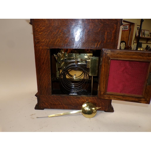 1462 - LARGE VICTORIAN OAK CASED BRACKET CLOCK, 56CM H