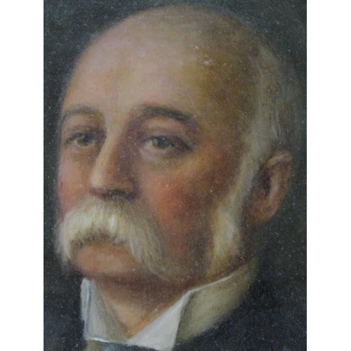 1244 - M RICHARDS - EARLY 20C PORTRAIT OF A GENTLEMAN, SIGNED, OIL ON CANVAS, F/G, 60CM X 44CM