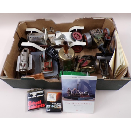 1301 - BOX OF LIVE STEAM ENGINES AND VEHICLE TO INCL MAMOD TRACTOR AND ROADSTER