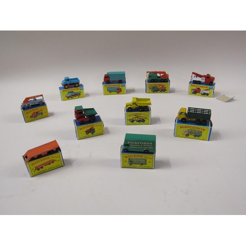 1497 - TEN BOXED MATCHBOX SERIES COMMERCIAL VEHICLES TO INC. 46 PICKFORD REMOVAL VAN, 44 REFRIGERATOR TRUCK... 