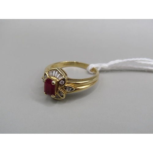 1508 - 18ct GOLD RUBY AND DIAMOND RING SIZE N 4.7g