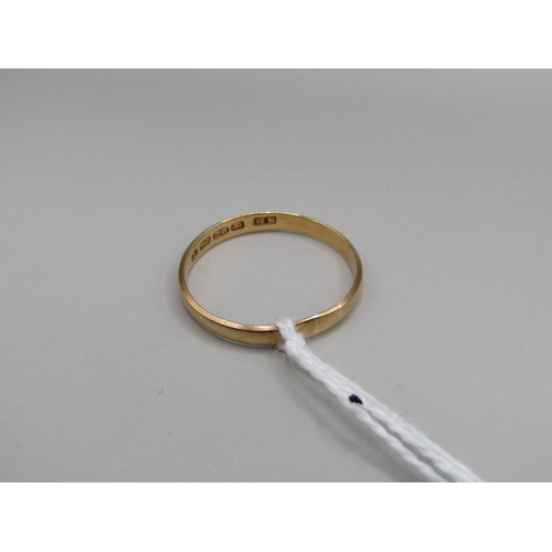 1510 - 22ct GOLD BAND SIZE Q, 2.3g