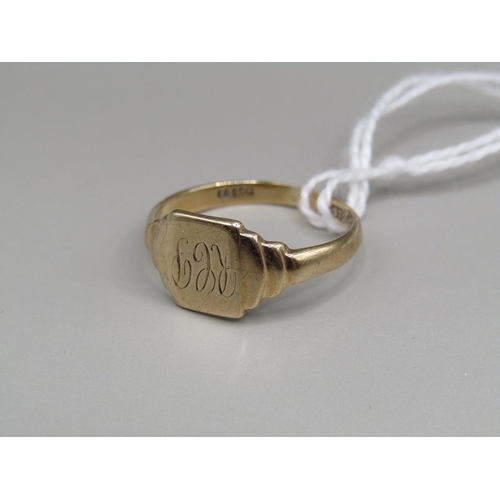 1527 - 9ct GOLD SIGNET RING SIZE M