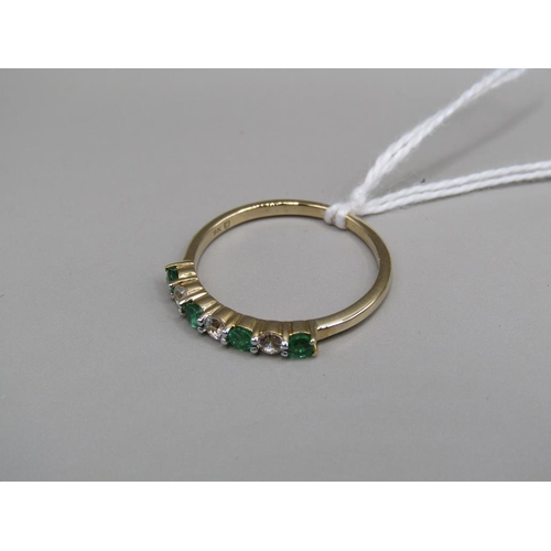 1564 - YELLOW GOLD EMERALD WHITE SAPPHIRE RING SIZE Q