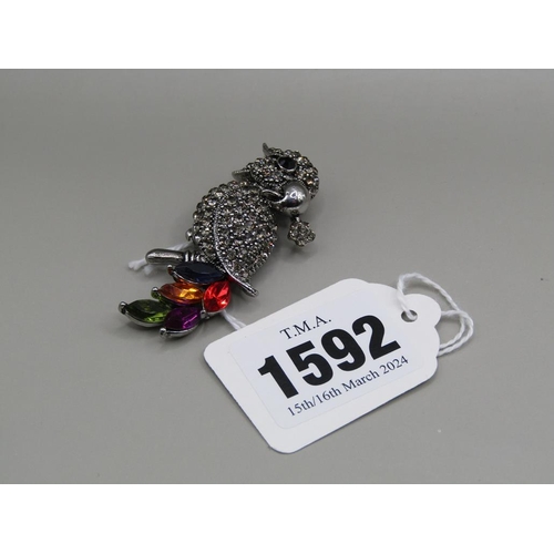 1592 - CRYSTAL PARROT BROOCH