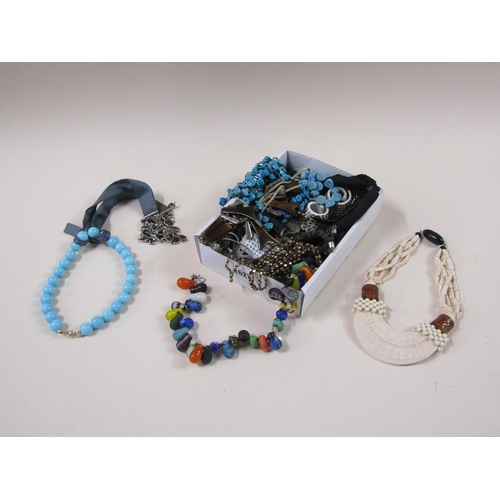 1621 - BOX OF MIXED BEADS AND OTHER NECKLACES