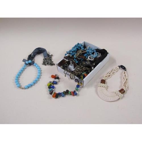 1621 - BOX OF MIXED BEADS AND OTHER NECKLACES