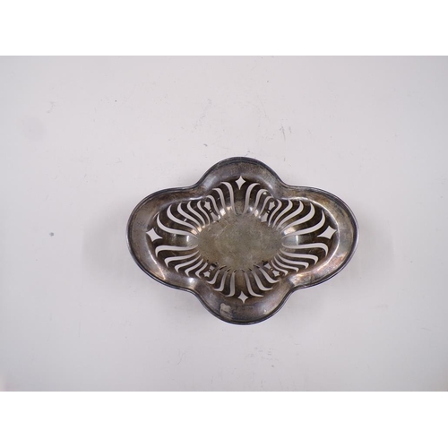 1641 - JAMES DIXON AND SON PIERCED SILVER QUATREFOIL DISH ON STAND, SHEFFIELD 1908 8.3ozt