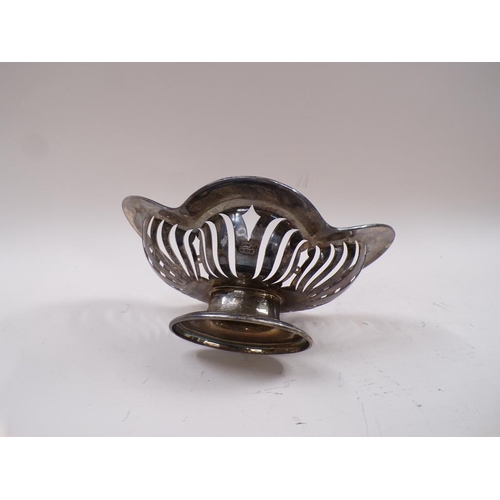 1641 - JAMES DIXON AND SON PIERCED SILVER QUATREFOIL DISH ON STAND, SHEFFIELD 1908 8.3ozt